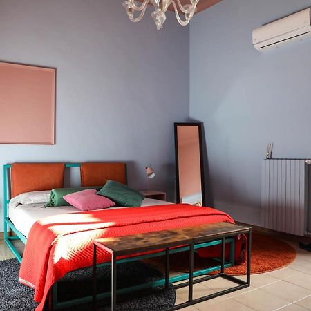 The Colors House Apartment Бари Екстериор снимка